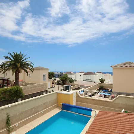 Amazing 5-bedroom In Vila