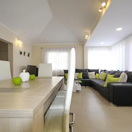 Vila Amazing 5-bedroom In